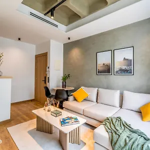 Stayhere - Gauthier 1 - Modern Casablanca